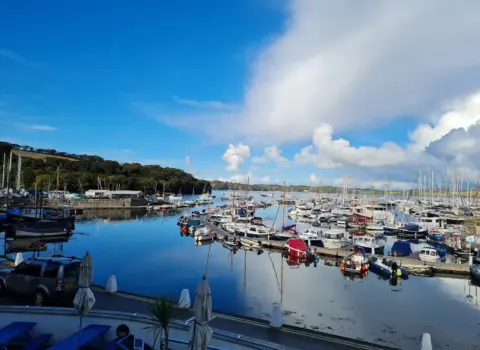 Mylor Yacht Club Marina Apartments