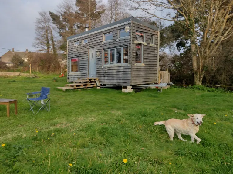 Gweek Holidays – Lakeside Cottages