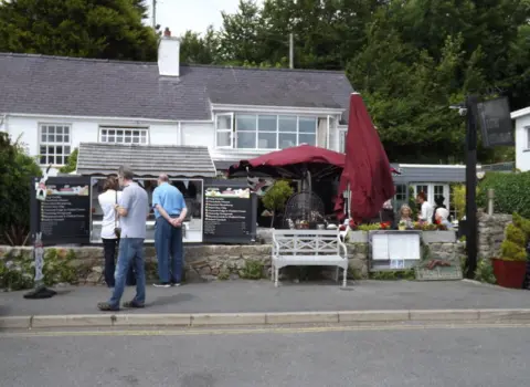 The Boathouse Bistro & Rooms