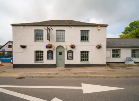 The Old Plough
