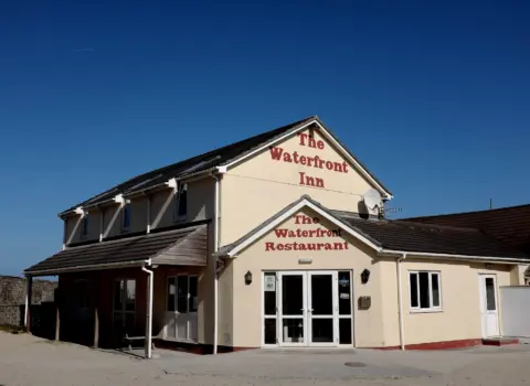 The Waterfront Inn