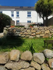 4 Bay View Terrace & Cove
