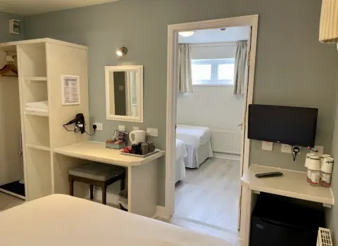 Guest Lodge by The Promenade