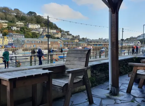 Harbour Moon Inn
