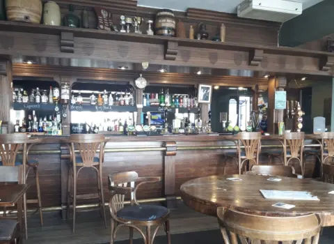 The Yacht Inn