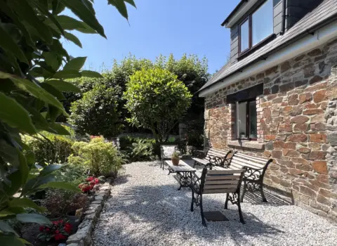 Hydrangea Cottage