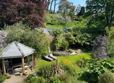 Sanctuary Cottage