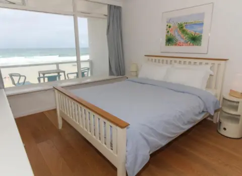 11 Barnaloft