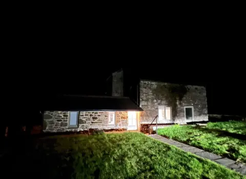 Tretoil Farm House