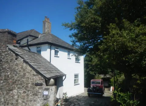 Boots Cottage