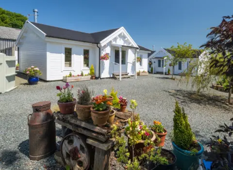 Eddington Lodge Cosy Cabin near Bude Beaches