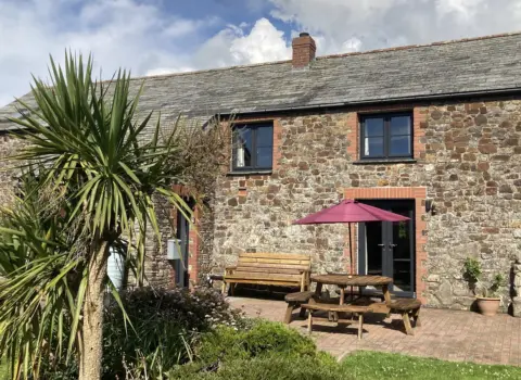 Penbarden Barn