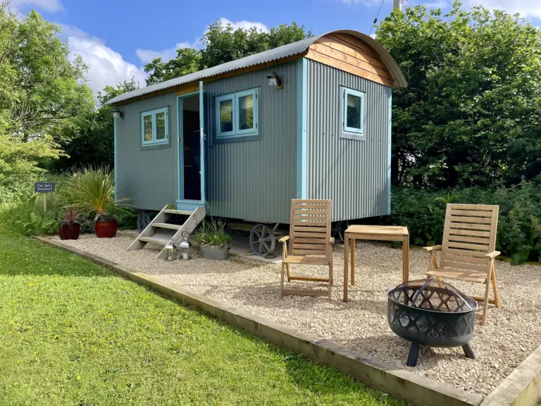 St. Kew Shepherd Huts