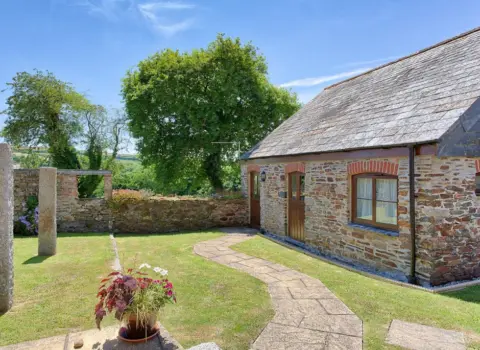 Tregolls Farm Cottages