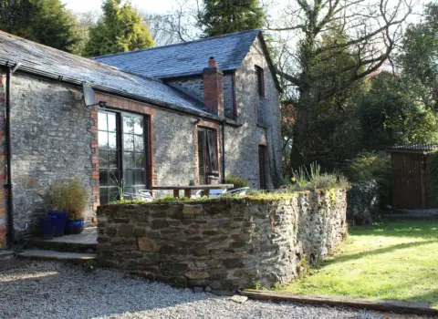 Carpenters Cottage