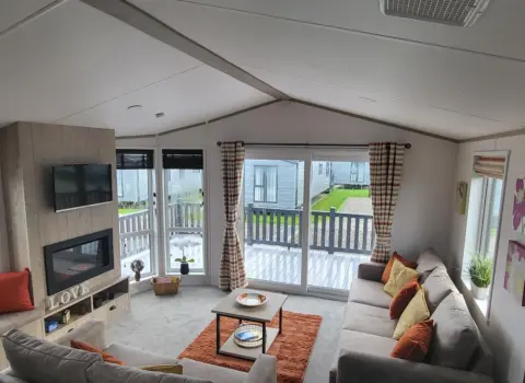 Honeycomb Lodge