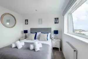 Little Haven St Ives, with parking and sea views