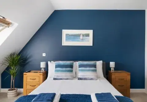 Modern Apartment Parking Short Walk to Fistral