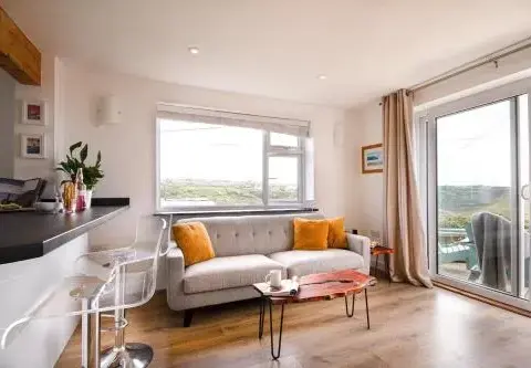 One Bed Spectacular Ocean Views