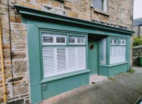 One of a Kind Luxury Studio Stay in Penzance