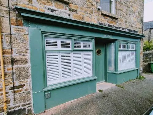 One of a Kind Luxury Studio Stay in Penzance