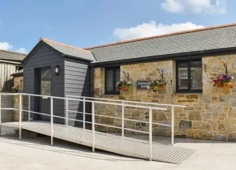 Pentarow Barn