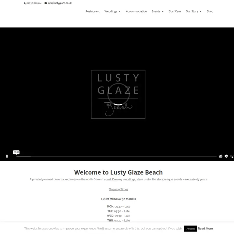 Lusty Glaze Beach Restaurant & Bar