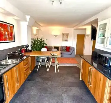 Sea Breeze at 5 Trencrom Court