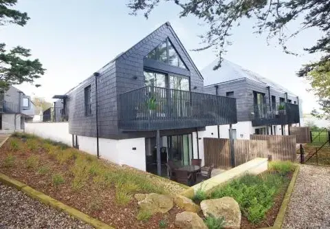 Secluded Two Bedroom Apartment