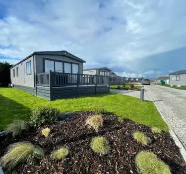 Stones Throw Lodge