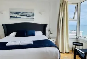 Reef Island Apartments