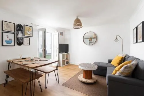 Stylish Apartment Garden with Beautiful Sea Views