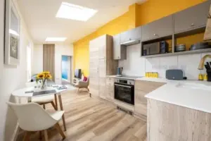 Stylish Apartment in Falmouth nr Seafront