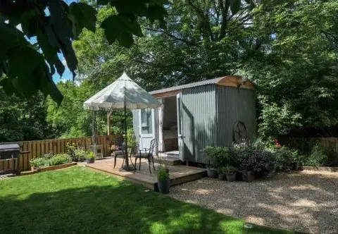 The Highwood Hut