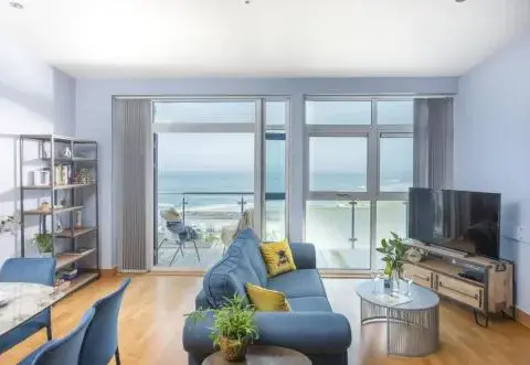 The Penthouse Forty Eight