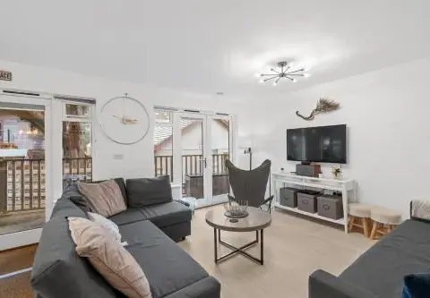Tincroft Cottage, high end, luxury living near the beach