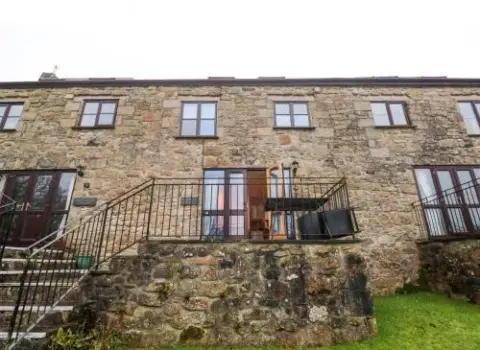 Valley Cottage